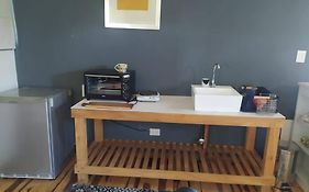 depto muy cómodo en 1er piso
